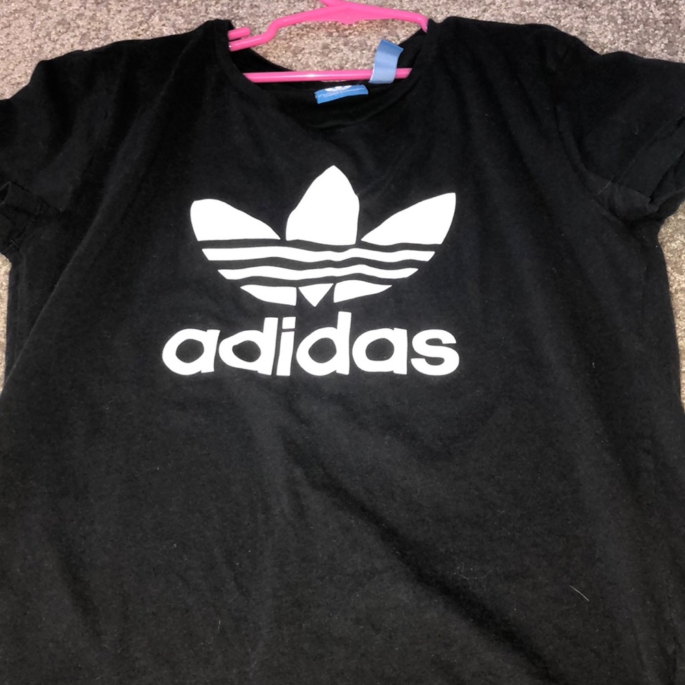 Black adidas T-shirt size small